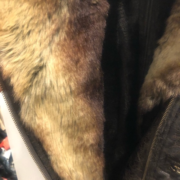 Fur faux leather vest - Picture 5 of 6